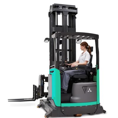 Swivel reach truck URS