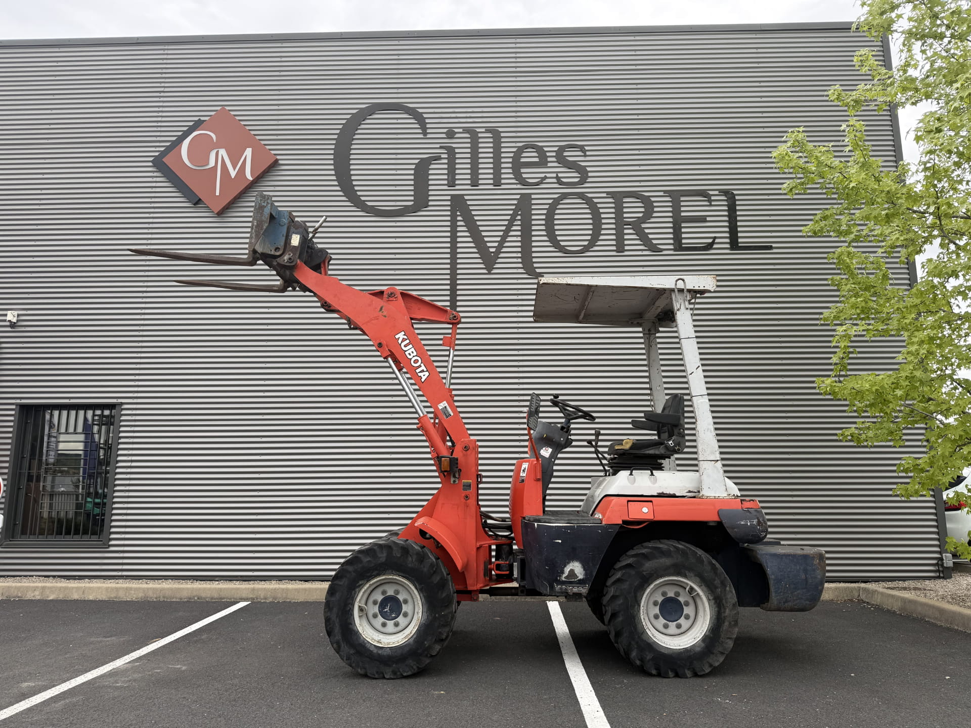 Chargeuse KUBOTA P420