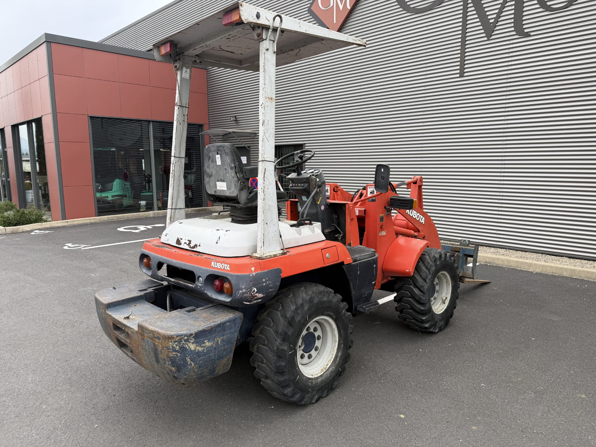 Chargeuse KUBOTA P420 – Image 3