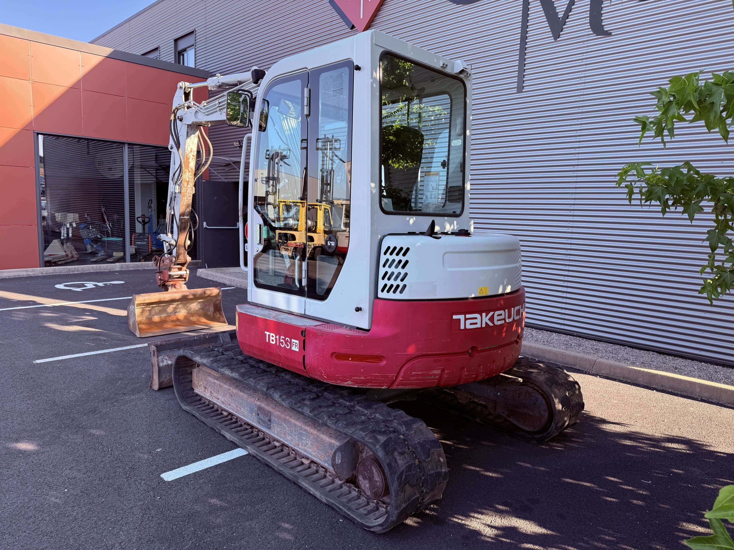 Mini-pelle hydraulique TAKEUCHI TB153FRA – Image 7