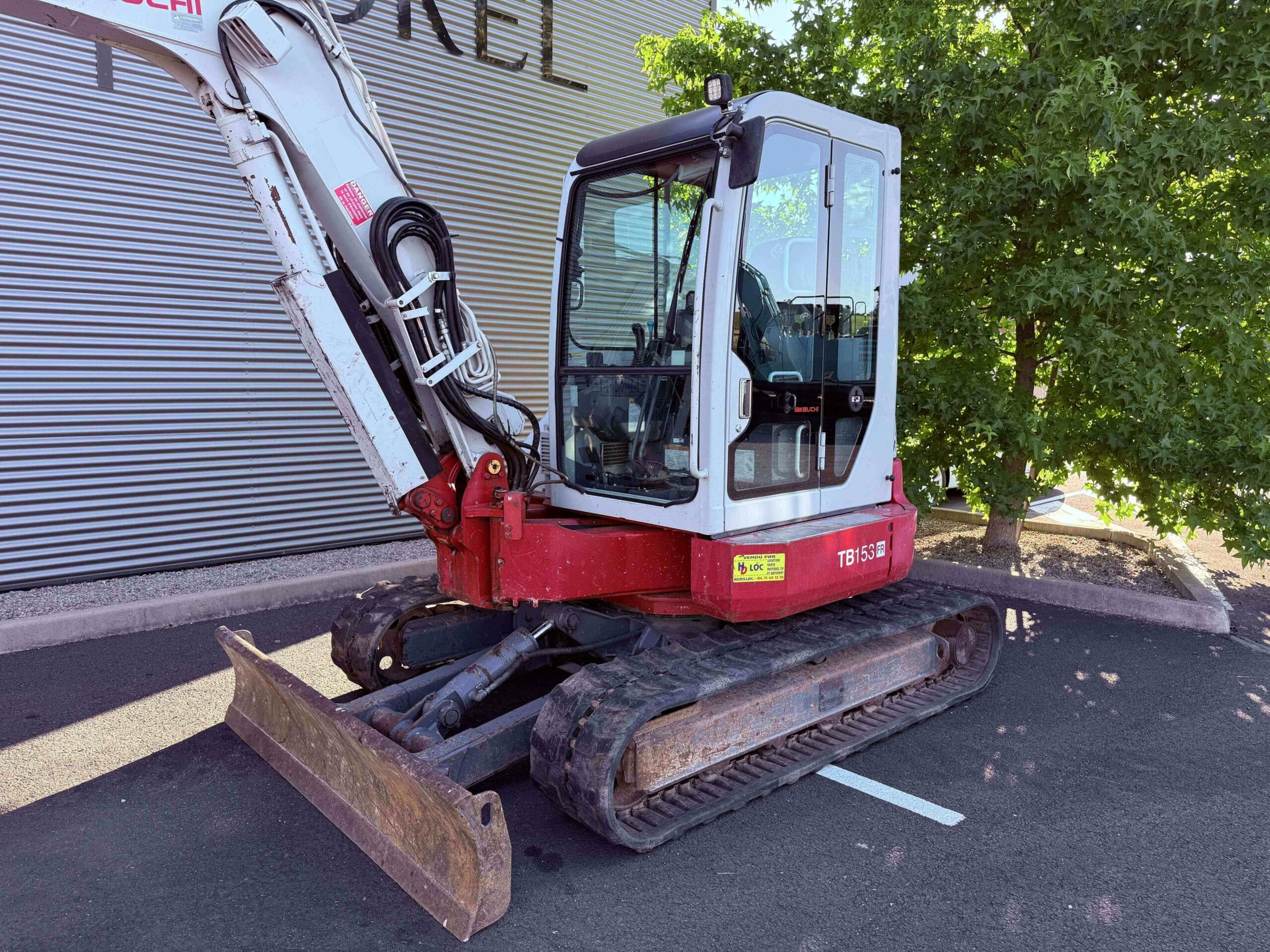 Mini-pelle hydraulique TAKEUCHI TB153FRA – Image 6
