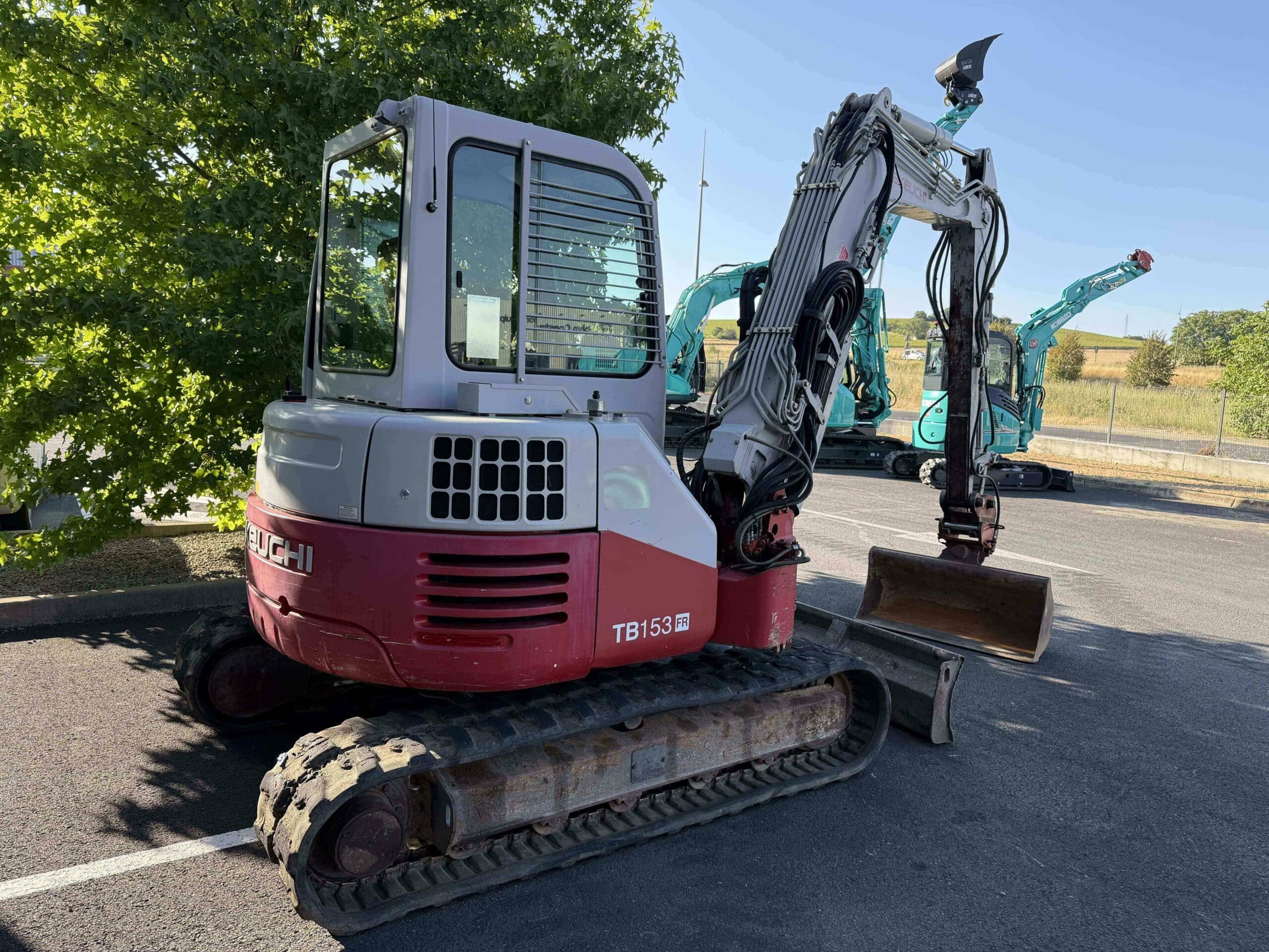 Mini-pelle hydraulique TAKEUCHI TB153FRA – Image 5